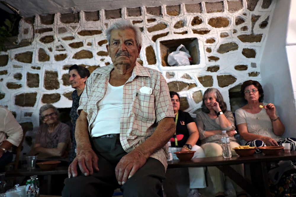 جزيرة إيكاريا