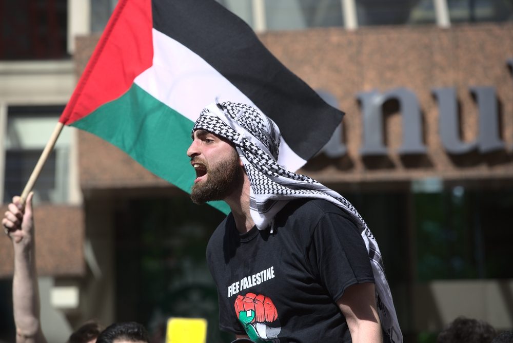 يطالب نشطاء المملكة المتحدة بالاعتراف بمسؤوليتها عن معاناة الفلسطينيين - Shutterstock