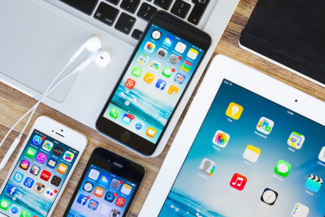 باستطاعتها تقليد صوتك.. ما هي ميزة Assistive access على أجهزة أبل؟