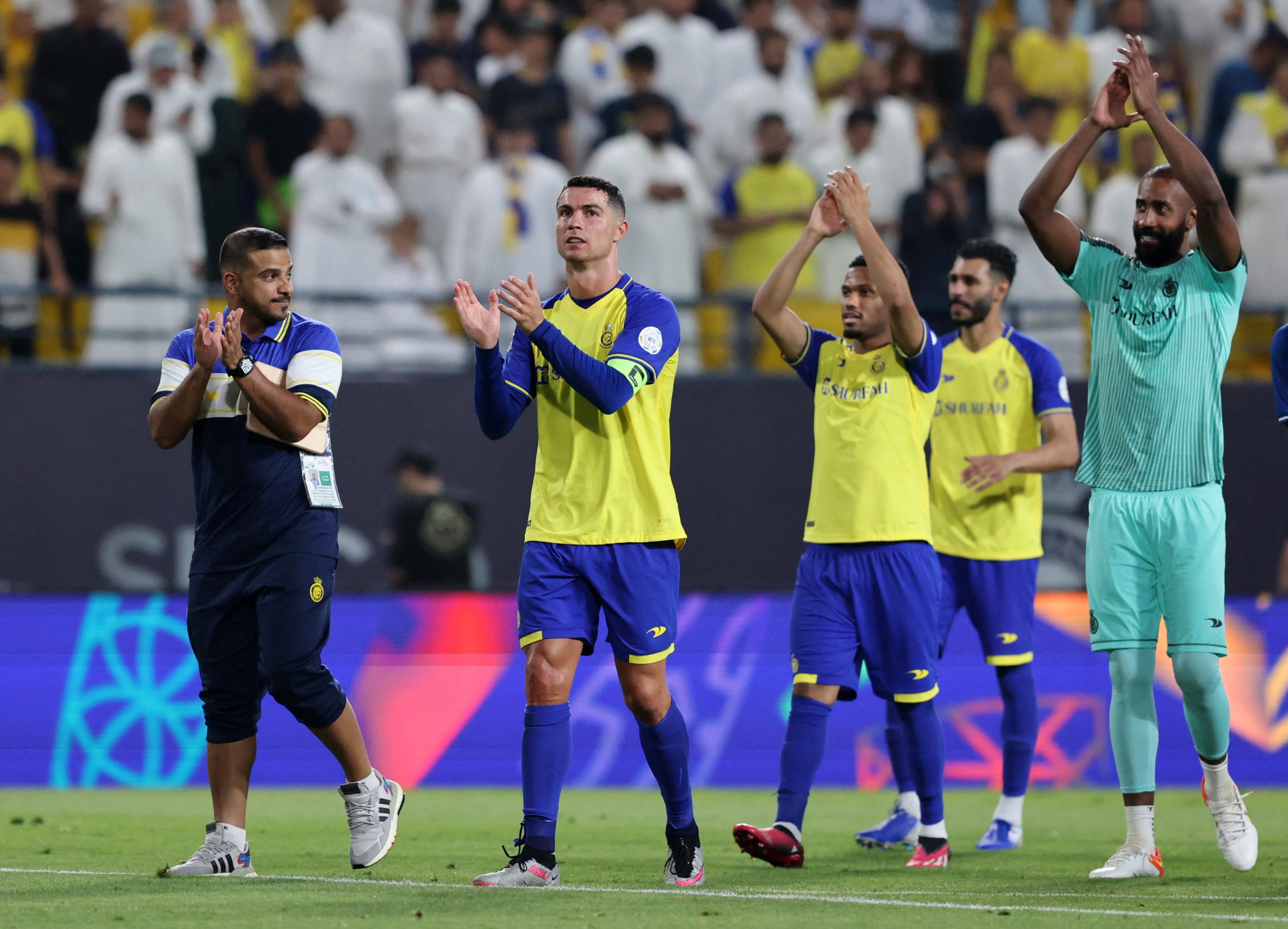 موعد مباراة النصر وباريس سان جيرمان (رويترز)