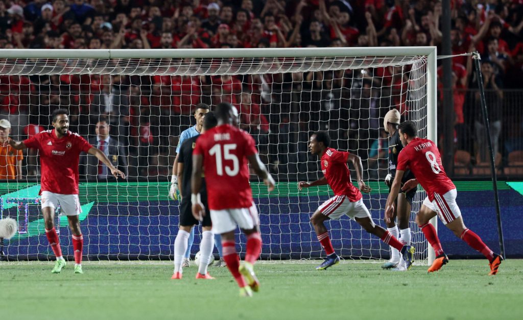 الأهلي يهزم الوداد في ذهاب نصف نهائي دوري أبطال إفريقيا (رويترز)