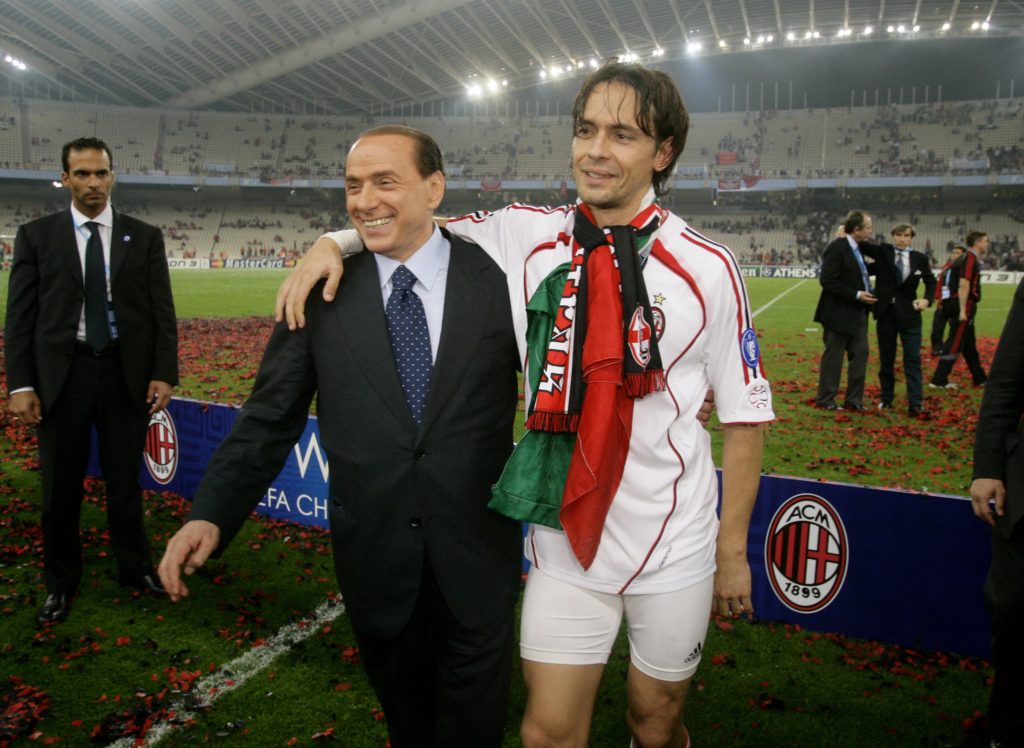 سيلفيو برلسكوني الذي غيّر وجه كرة إيطاليا وصنع مجد ميلان (رويترز)