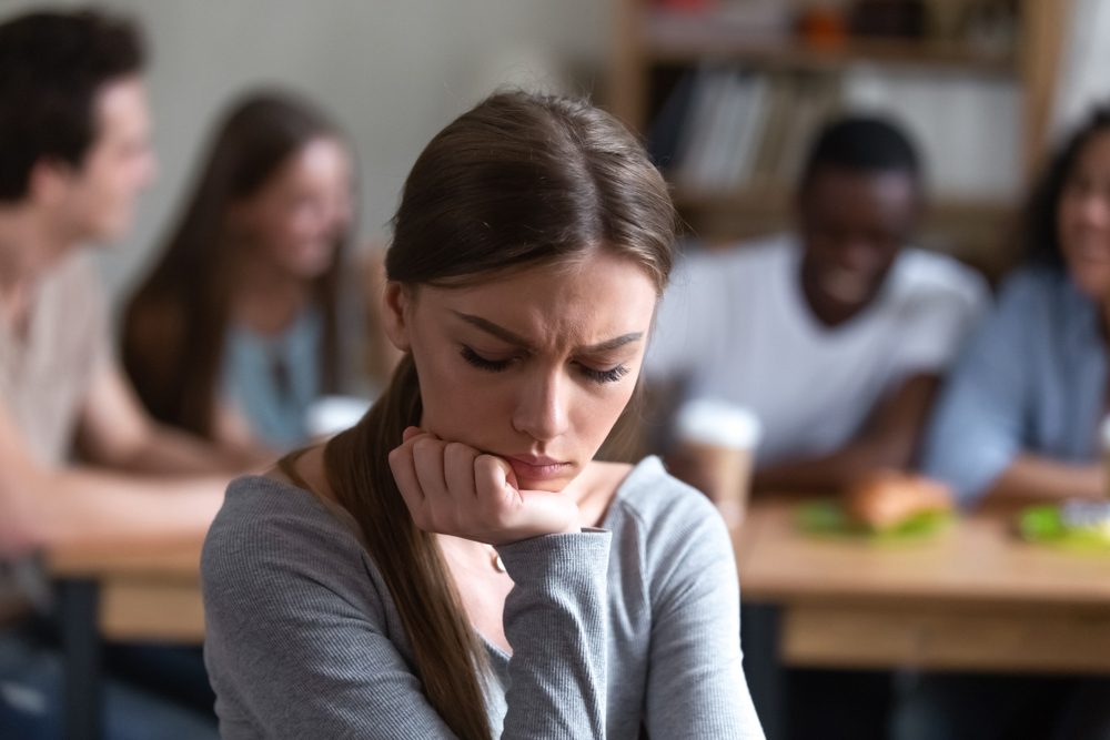 تقدير الذات والشعور بالثقة في النفس يعتمد على العديد من القناعات - Shutterstock