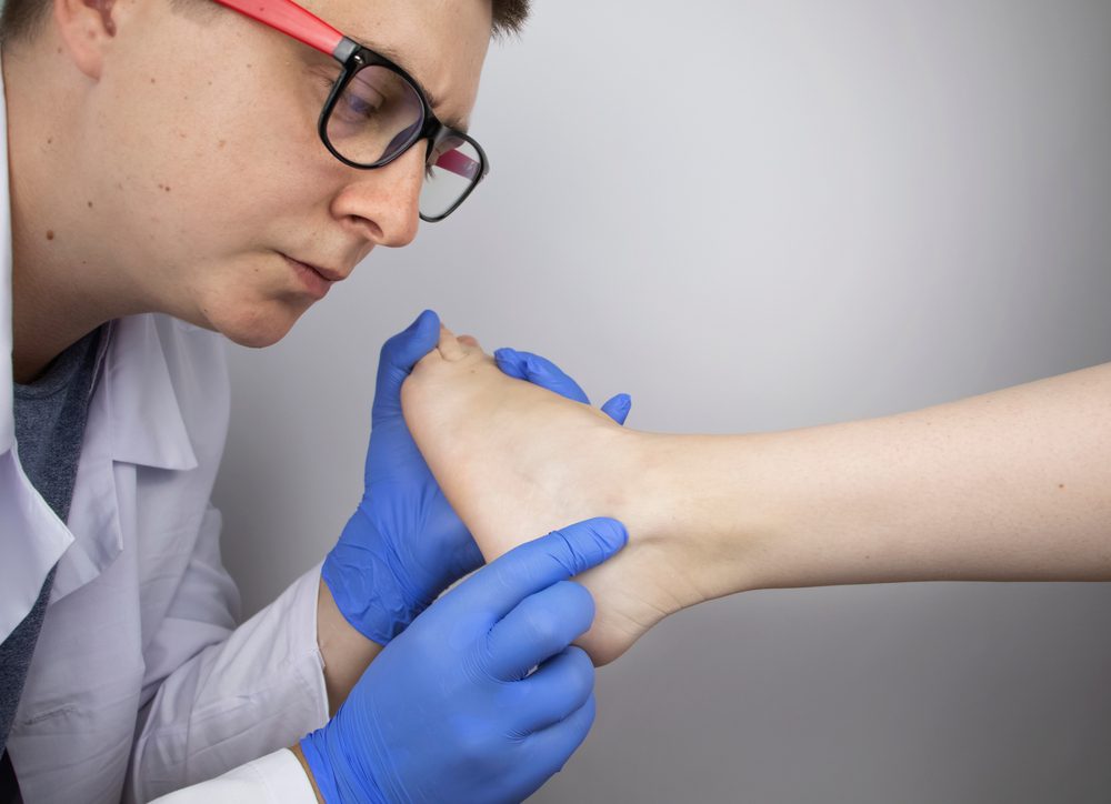 Shutter Stock/ طقطقة المفاصل