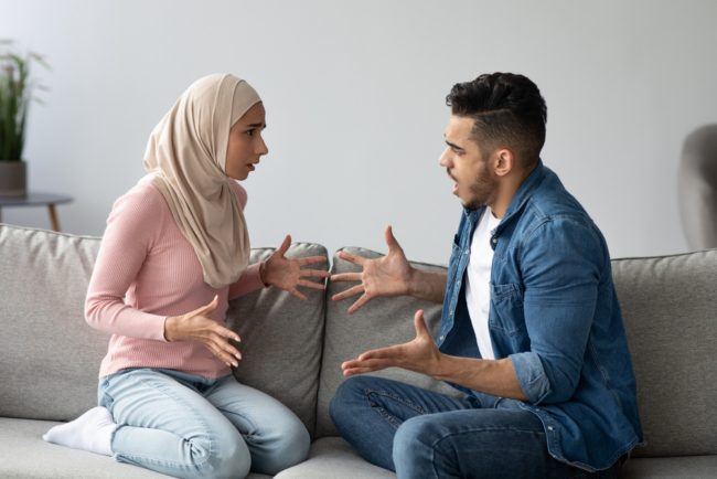 احتكار الحق.. كيف لمعرفتنا المحدودة أن تقلل تسامحنا وتفهمنا للآخر؟