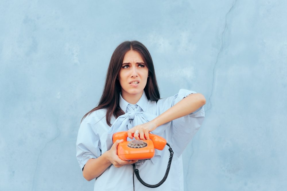 “لا تتصلي به ثانية”.. علماء النفس يوضحون أهمية عدم التواصل مع الشريك السابق