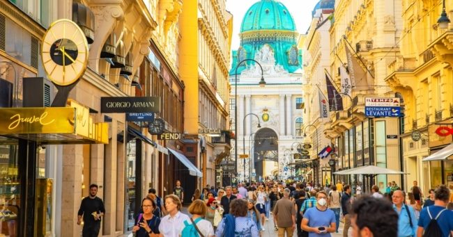 النمسا في الصدارة للعام الثاني توالياً، و3 عواصم عربية بذيل القائمة..  أفضل وأسوأ 10 مدن في العالم ملائمة للعيش