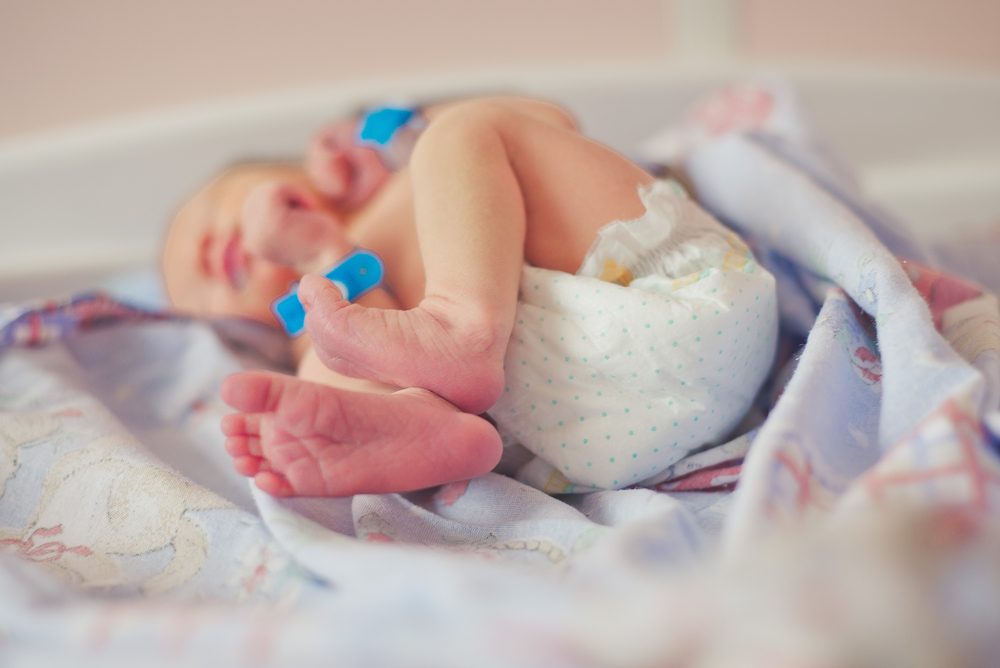 من مضاعفات المرض أنه قد يهدد فرص الإنجاب وقد يسبب العقم - ShutterStock