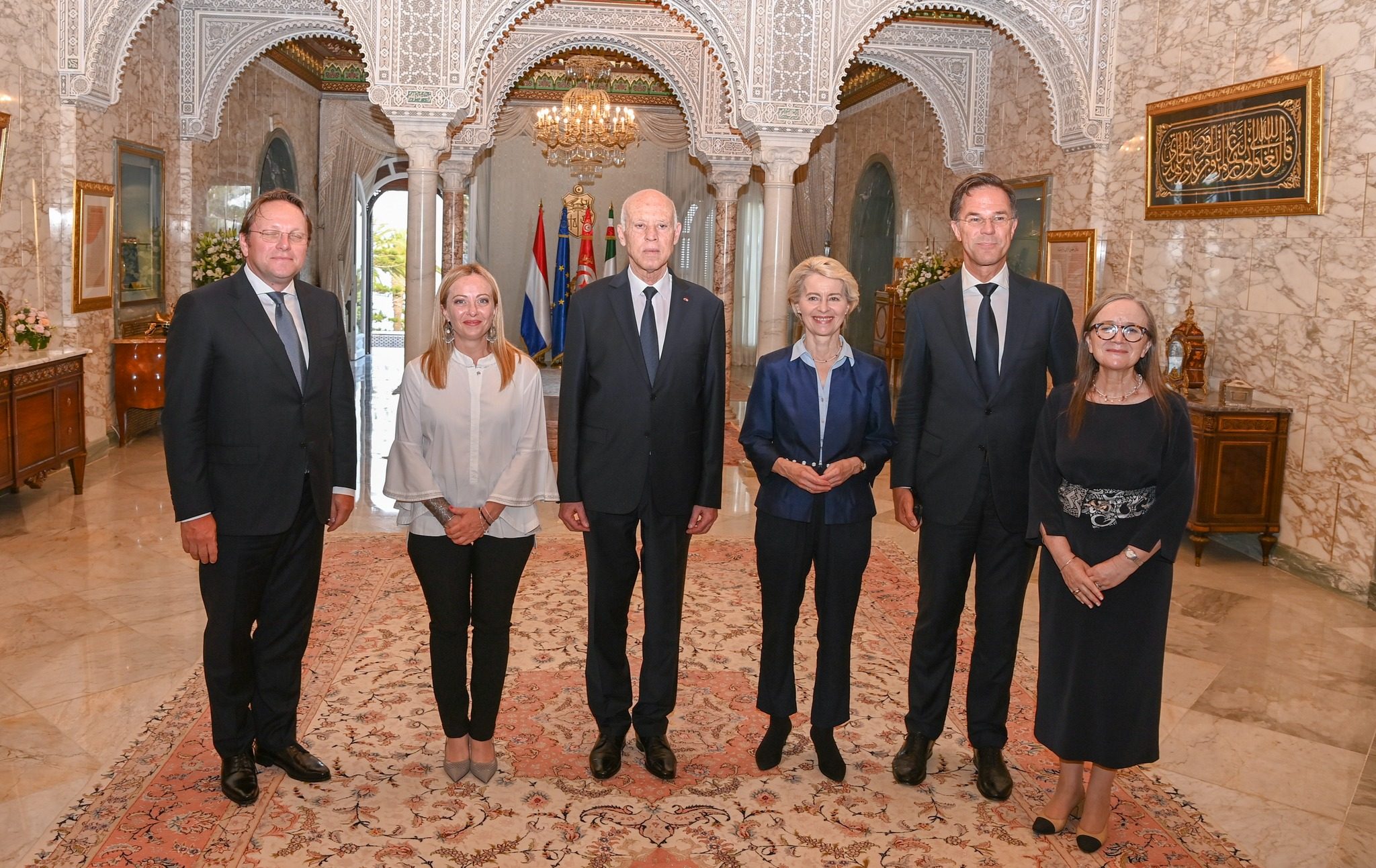 الهجرة أهم من الديمقراطية.. تفاصيل الاتفاق بين تونس والاتحاد الأوروبي وتأثيره على وضع البلاد السياسي