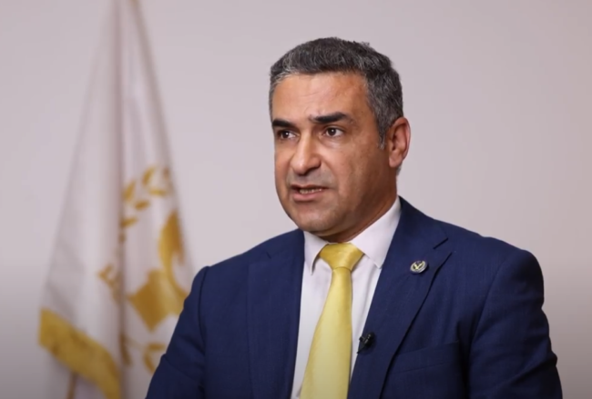 محمد المزوغي لـ”عربي بوست”: ترشحت لقيادة حكومة جديدة لإيصال ليبيا للانتخابات وما زلت مرشحاً رئاسياً