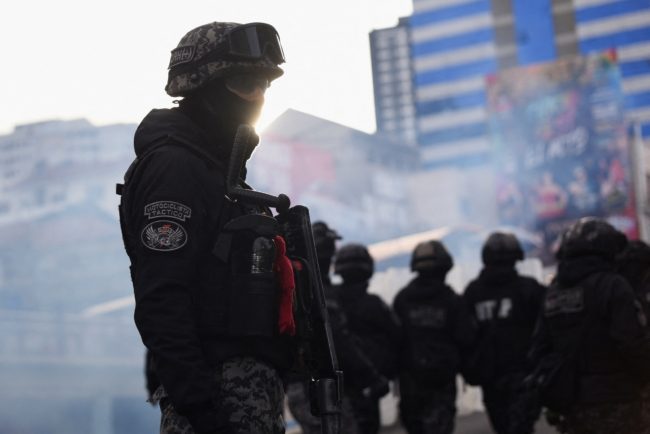 بوليفيا تطارد أحد أكبر مهربي الكوكايين في العالم.. من هو “مارسيت كابريرا” المطلوب من 4 دول؟