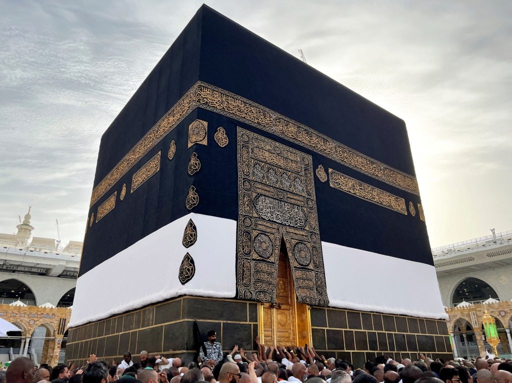 كسوة الكعبة المشرفة غسل الكعبة