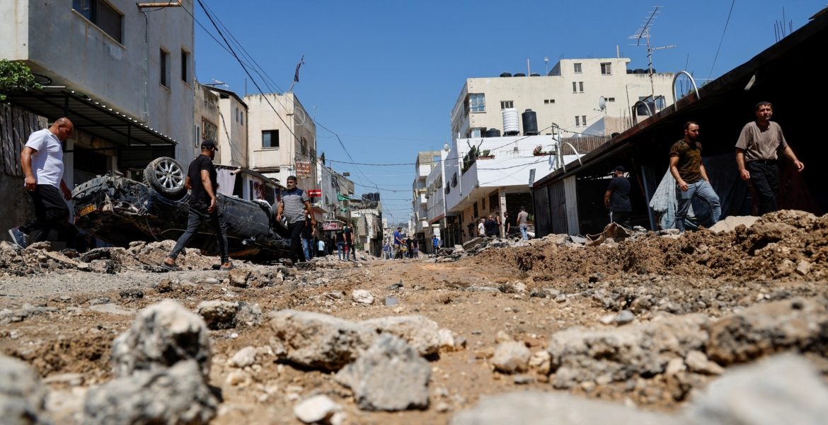 إطلاق صاروخين من جنين نحو مستوطنة إسرائيلية.. الاحتلال عثر على شظايا وعلّق على الحادثة (فيديو)