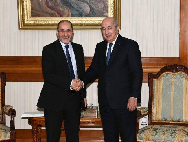 بينهم امرأة.. “عربي بوست” يحصل على أسماء 4 سياسيين يستعدون لمنافسة تبون في رئاسيات 2024