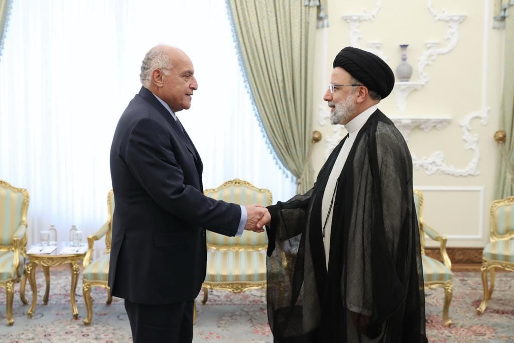 إيران والجزائر