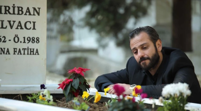 قصة حبّ تركية استمرت حتى الموت.. أغنية “مهريبان” الشهيرة في مسلسل “الحفرة” وأبطالها الحقيقيون