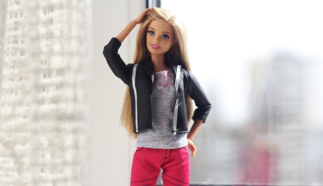 “غير لائقة وعنصرية”.. صور باربي المولَّدة بالذكاء الاصطناعي عن الشرق الأوسط تثير انتقادات!