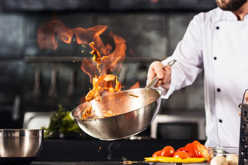 الخوف من الحرائق أو الكوارث المحدودة عند الطهي قد يعزز الفوبيا - Shutterstock