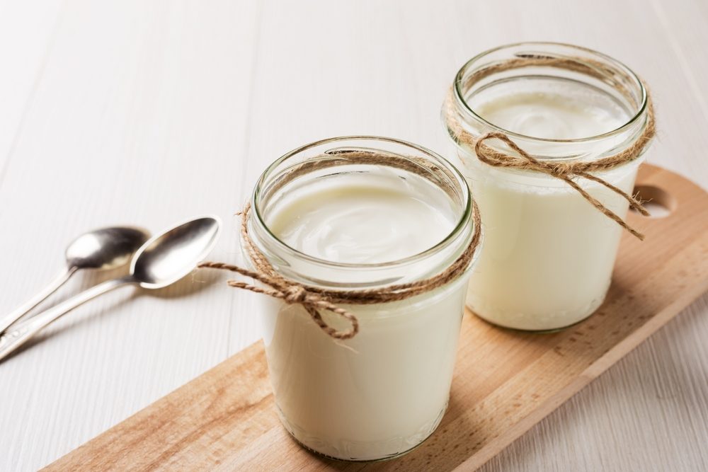 نجاح الزبادي البيتي يعتمد بشكل كبير على اتباع خطوات التحضير بعناية - ShutterStock