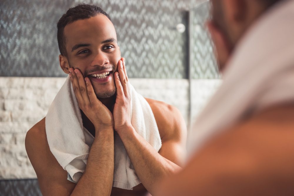 ضرورة الإهتمام بالذات صباحاً| Shutterstock