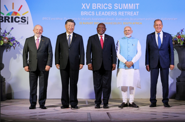 تحديات توسيع مجموعة البريكس في ظل نظام دولي مضطرب