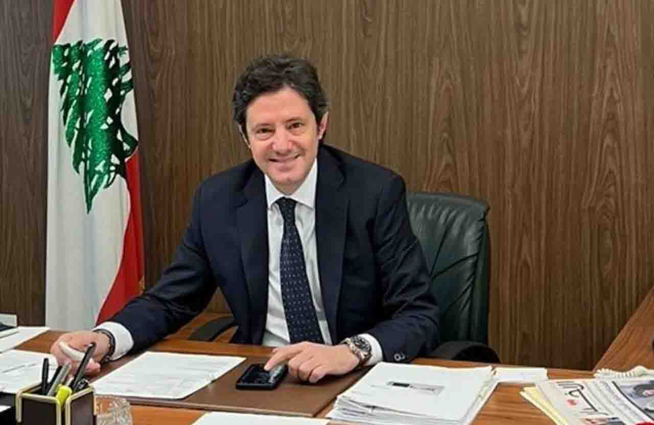 وقف “بث” التلفزيون الحكومي اللبناني يثير الجدل.. حديث عن أزمة مالية ووزير الإعلام يكشف الحقيقة