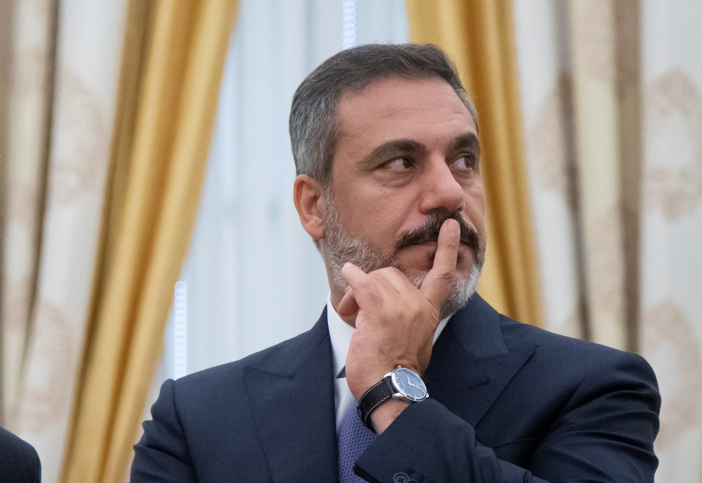 هاكان فيدان.. كيف يمكن لوزير خارجية تركيا تشكيل النظام العالمي الجديد؟