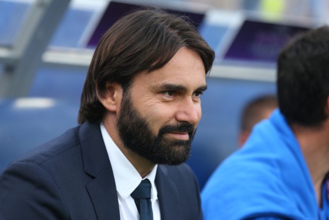 من لاعب مغمور إلى قائد المنتخب المغربي النسوي لكأس العالم.. عن المدرب رينالد بيدروس