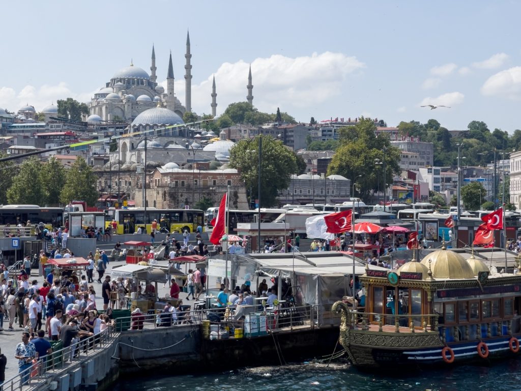 تركيا إسطنبول عنصرية