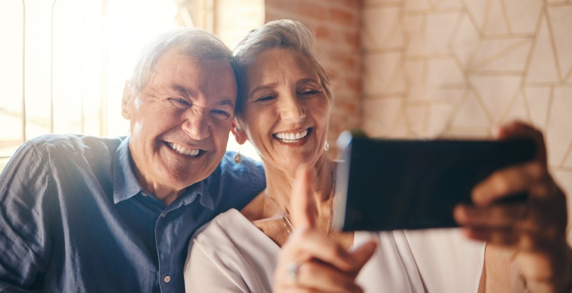 “الضحك مفيد للقلب”.. دراسة حديثة تكشف دوره الإيجابي بعد اختبار مطول لمرضى تفاعلوا مع العلاج
