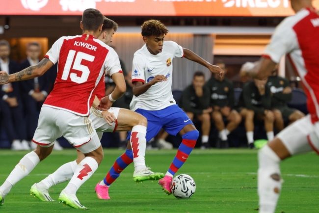 “هل رأيته يحتفل بفوز المغرب عليكم؟”.. سؤال محرج لمدرب إسبانيا بشأن لامين يامال (فيديو)