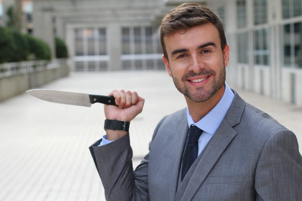 يتمتع بسمات شخصية محورية للنجاح.. لماذا يحقق "السيكوباتي" التقدم الوظيفي ببراعة؟