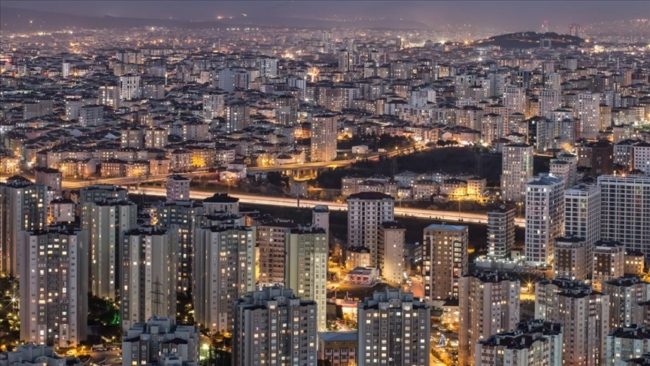 إسنيورت.. لماذا يشار إلى أكثر الأحياء اكتظاظاً بالسكان في إسطنبول بالجريمة؟ رصد لتاريخ الحي وحاضره