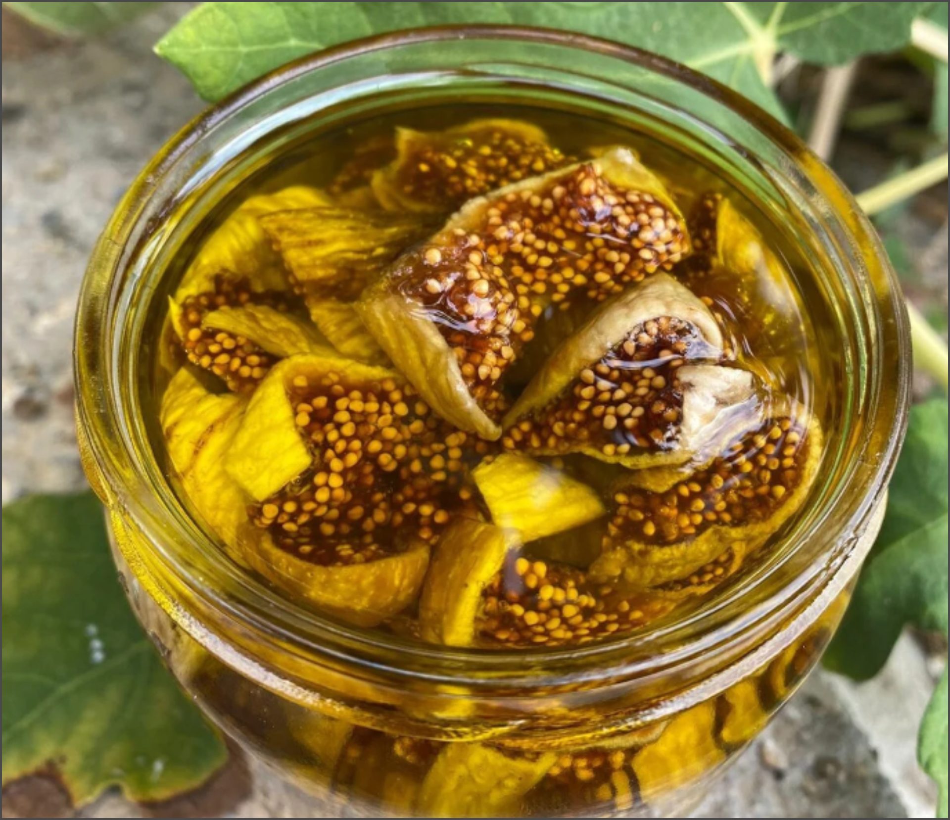 طريقة عمل التين المجفف مع زيت الزيتون سهلة/ مواقع التواصل