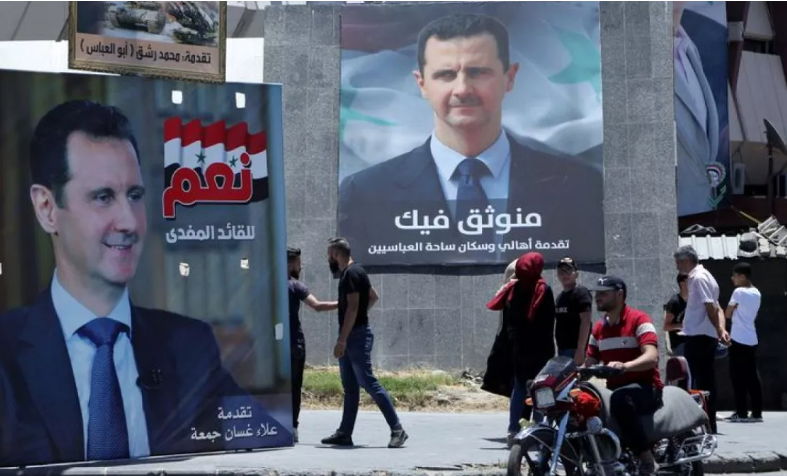 المجلس الملي العلوي يدير المناطق الموالية للنظام السوري خصوصا في الساحل - رويترز