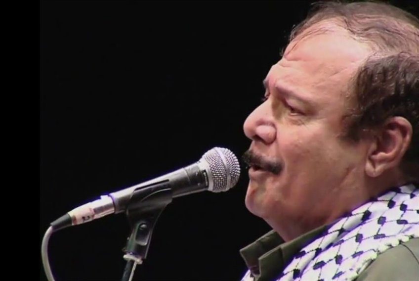 ، مطرب الثورة الفلسطينية وقائد فرقة العاشقين الفنان حسين منذر "أبو علي" - وسائل التواصل الإجتماعي