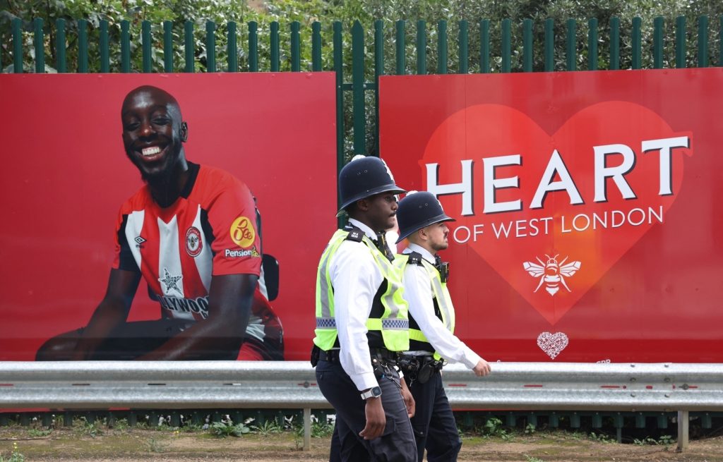 شرطة لندن بريطانيا