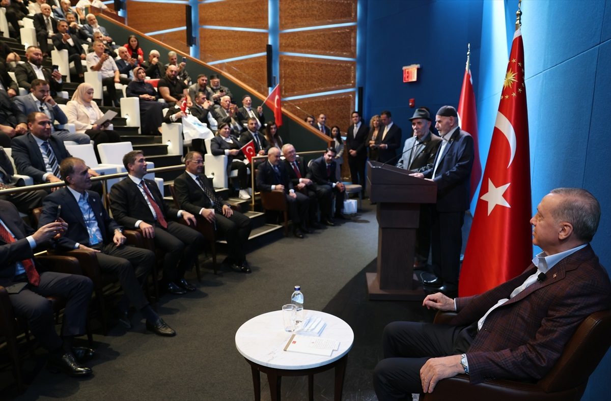 الرئيس رجب طيب أردوغان في البيت التركي بنيويورك/ الأناضول