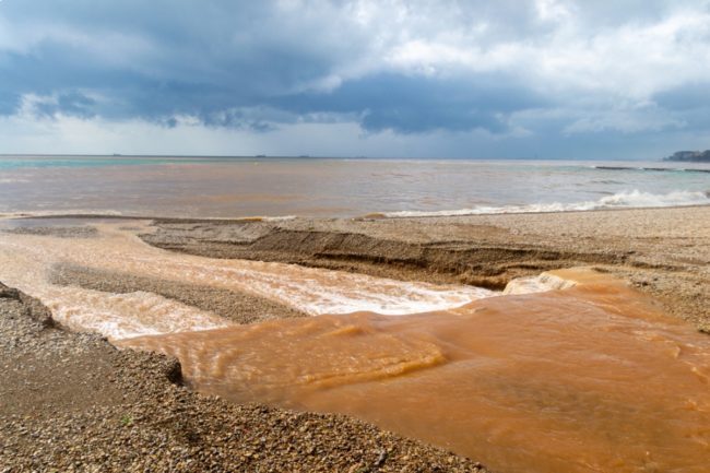 بعد فيضانات ليبيا التي أغرقت الآلاف.. ما أحكام الموت غرقاً في الشريعة الإسلامية؟