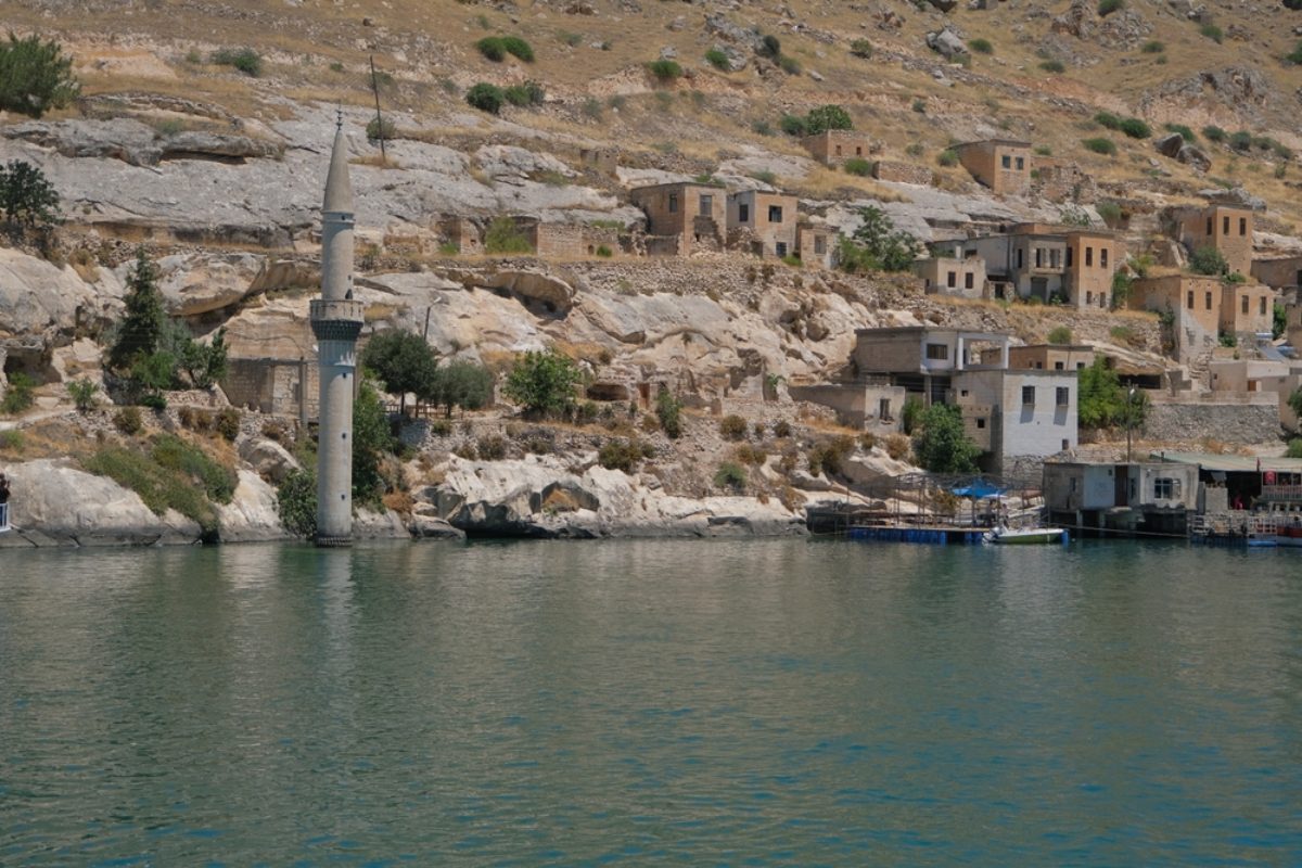 أوراق سورية (1): “الجزيرة الفراتية في أعين الرّحالة والمستشرقين الغربيين”