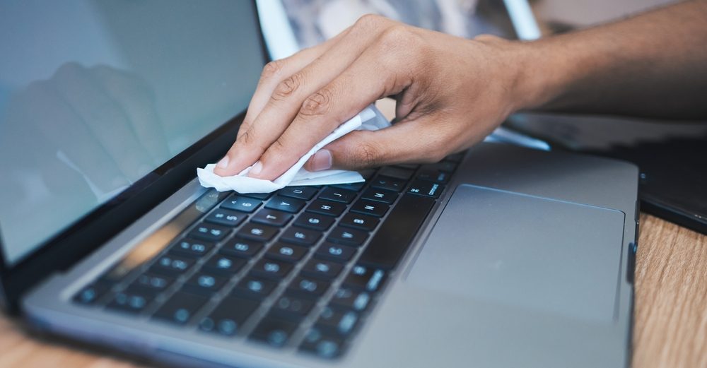 تنظيف لوحة المفاتيح| shutterstock