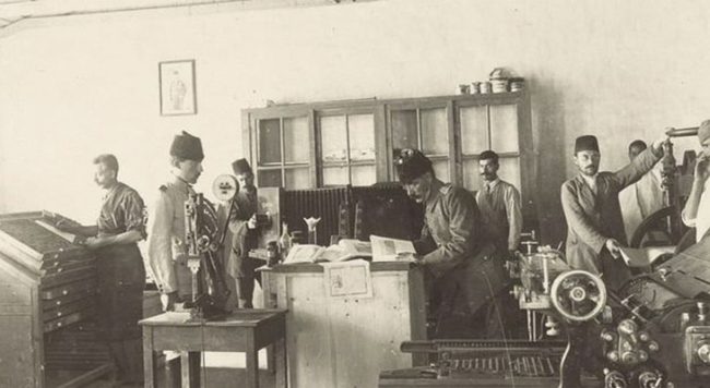 تأسست بدعم فرنسي لكنها قاومت محاربة اللغة العربية وطبعت أول مصحف في الجزائر.. “المطبعة الثعالبية”