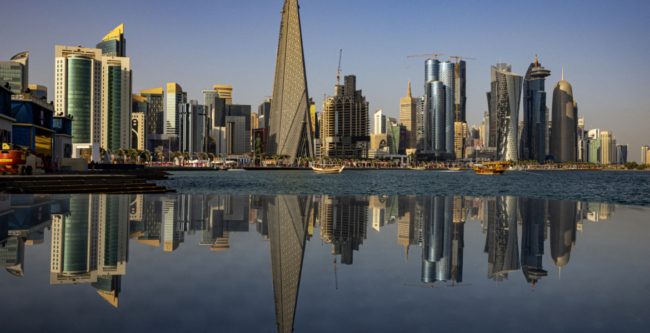 رويترز: محكمة قطرية تصدر حكماً بالإعدام على 8 ضباط هنود بتهمة التجسس، ونيودلهي تعلّق