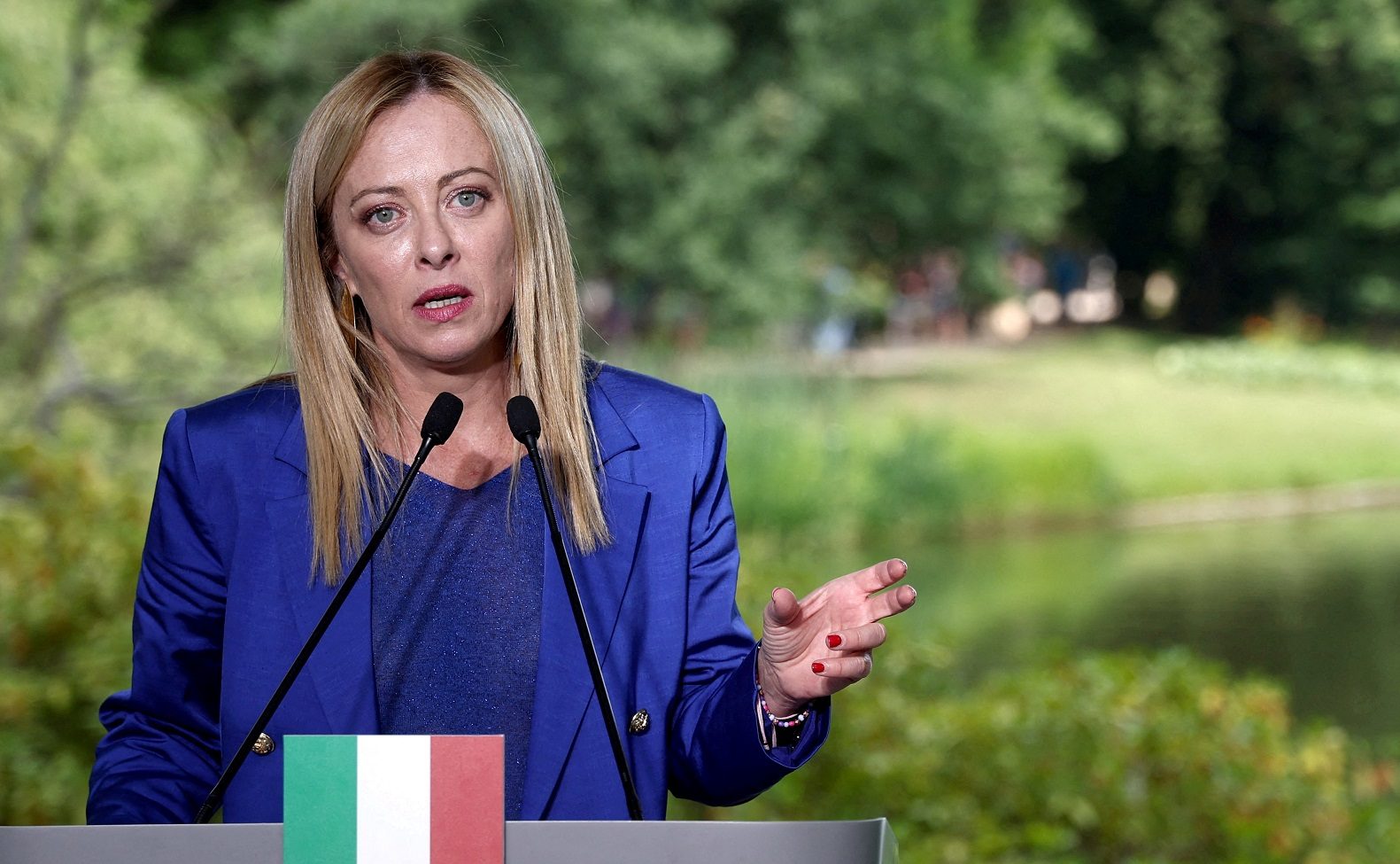 مهاجرين ميلوني إيطاليا