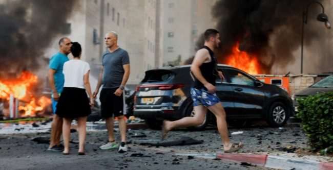 بالصور والخرائط.. إقامة تجمع خيام للنازحين الإسرائيليين الذين فروا من المستوطنات جراء الحرب