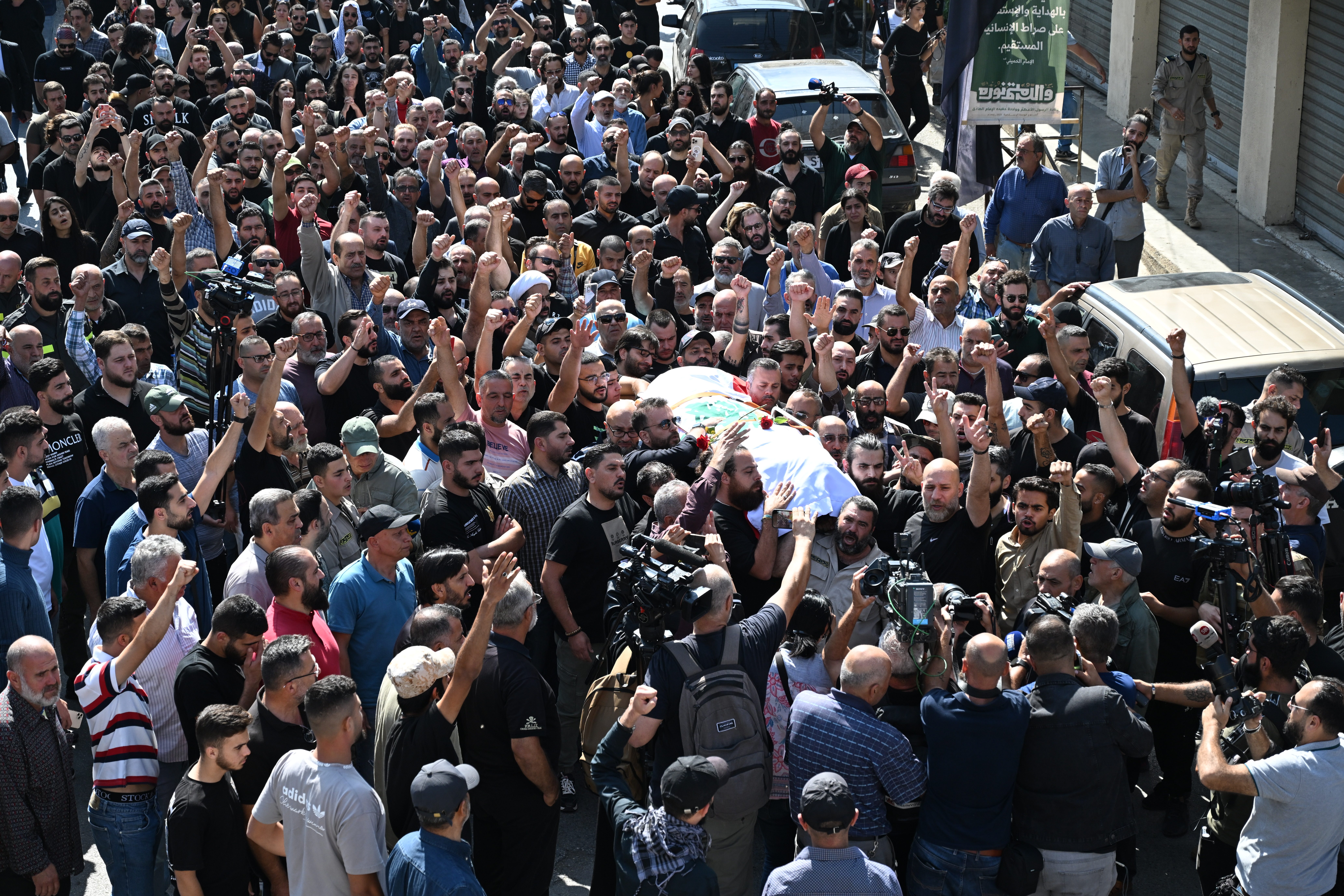 لبنان صحفي لبناني