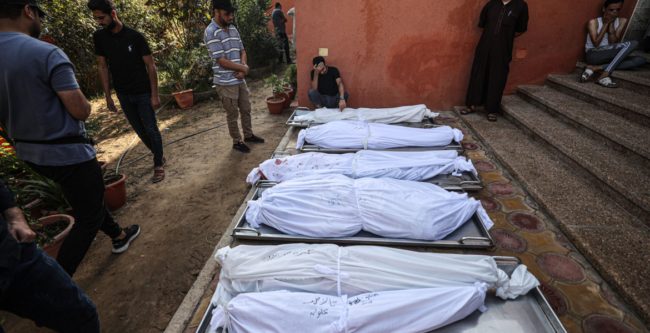 جريمة حرب أم ضدّ الإنسانية؟ هذا ما يقوله القانون الدولي بشأن استهداف المدنيين والمستشفيات في غزة