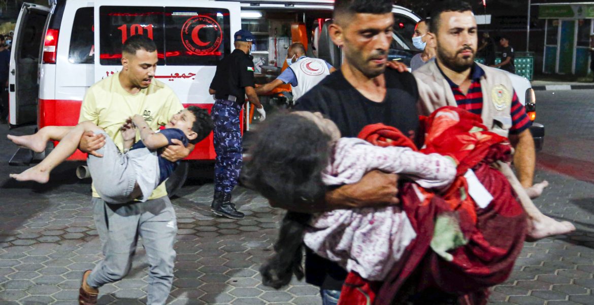 الحروب - أطفال ضحايا القصف على غزة| الأناضول