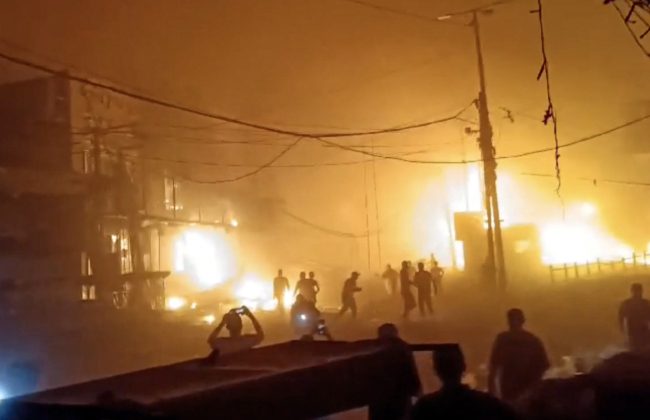 غارات إسرائيلية عنيفة وغير مسبوقة على غزة.. الاحتلال لجأ إلى قطع الإنترنت والاتصالات بالكامل