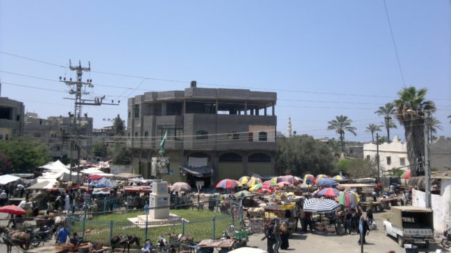 بها أول دير مسيحي، وبقيت معقلاً لفرسان الهيكل حتى فَتْحِها صلاح الدين الأيوبي.. تاريخ مدينة “دير البلح”